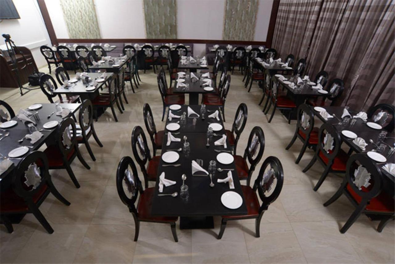 Regenta Resort Bhuj By Royal Orchid Hotels Limited Kültér fotó