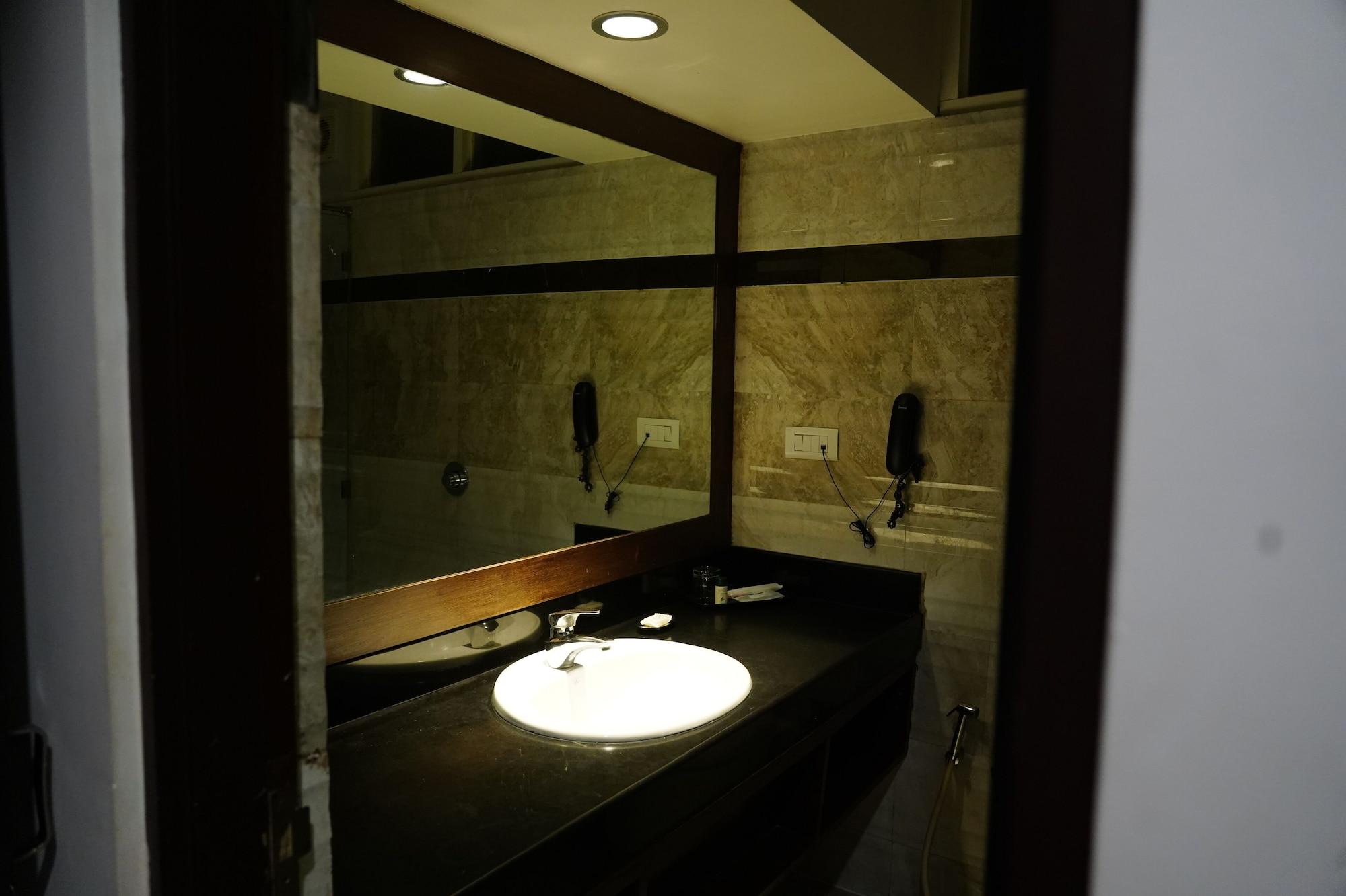 Regenta Resort Bhuj By Royal Orchid Hotels Limited Kültér fotó