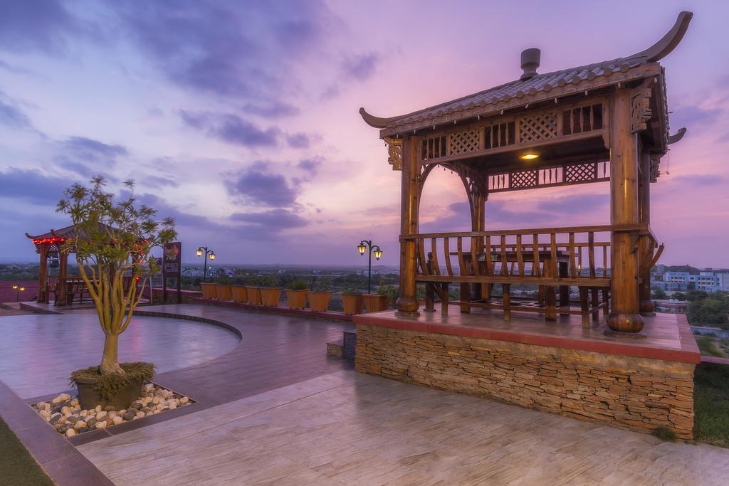 Regenta Resort Bhuj By Royal Orchid Hotels Limited Kültér fotó