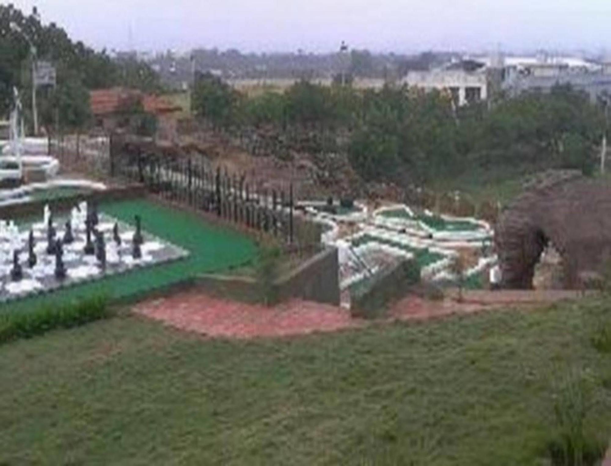 Regenta Resort Bhuj By Royal Orchid Hotels Limited Kültér fotó