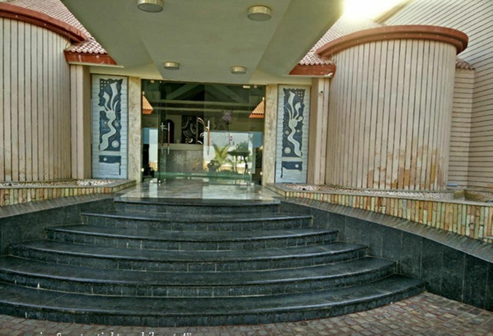 Regenta Resort Bhuj By Royal Orchid Hotels Limited Kültér fotó